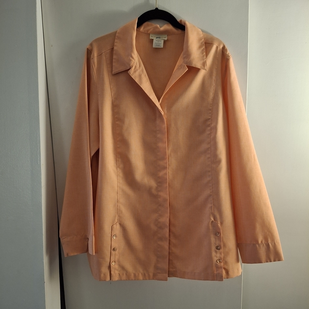 TravelSmith Women's Button Up Peach Top